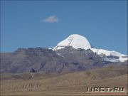 Кайлас (Кайлаш, Kailash). Вид из долины
