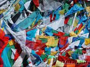 Флаги на перевале Дромла-Ла